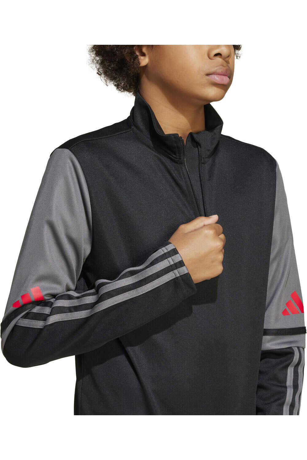 adidas sudadera niño SQ25 TR TOP Y vista detalle