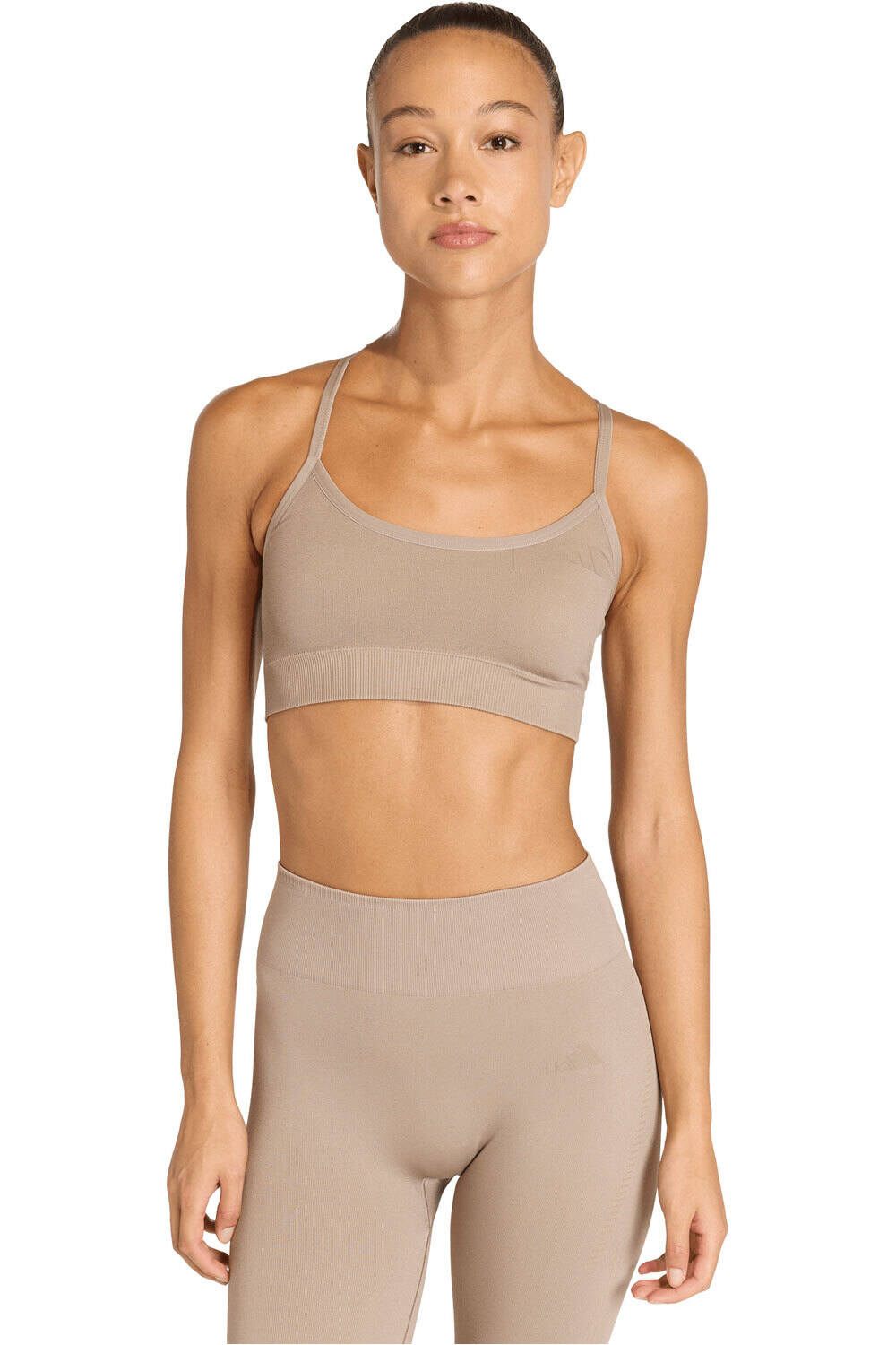 adidas sujetadores deportivos POCO IMPACTO ESSENTIALS vista frontal