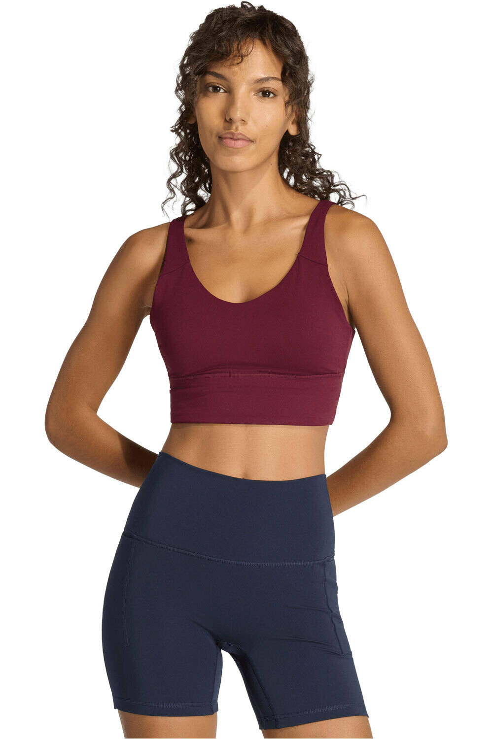 adidas sujetadores deportivos STUDIO ALL ME vista frontal