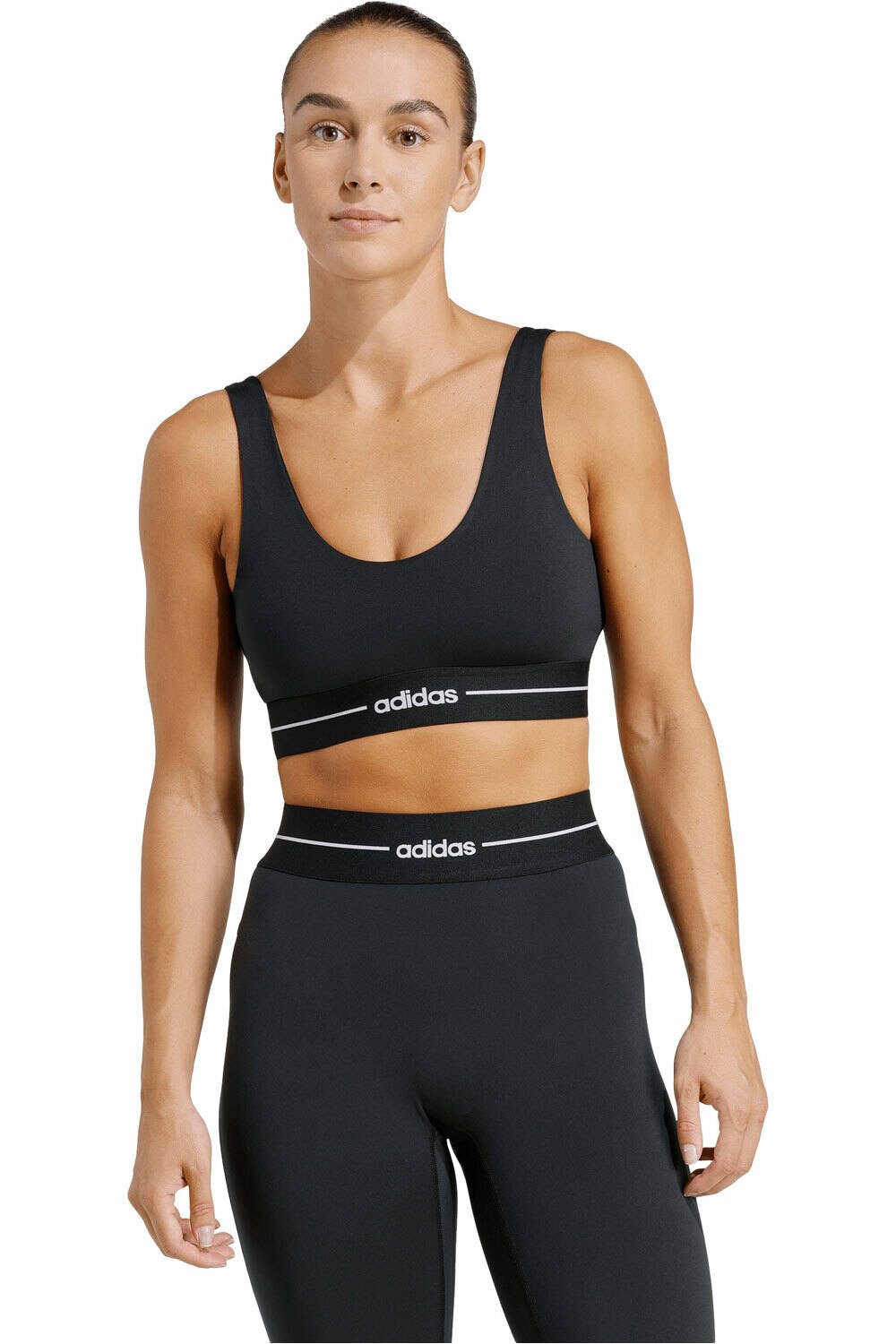 adidas sujetadores deportivos SUJECIN LIGERA HYPERGLAM vista frontal