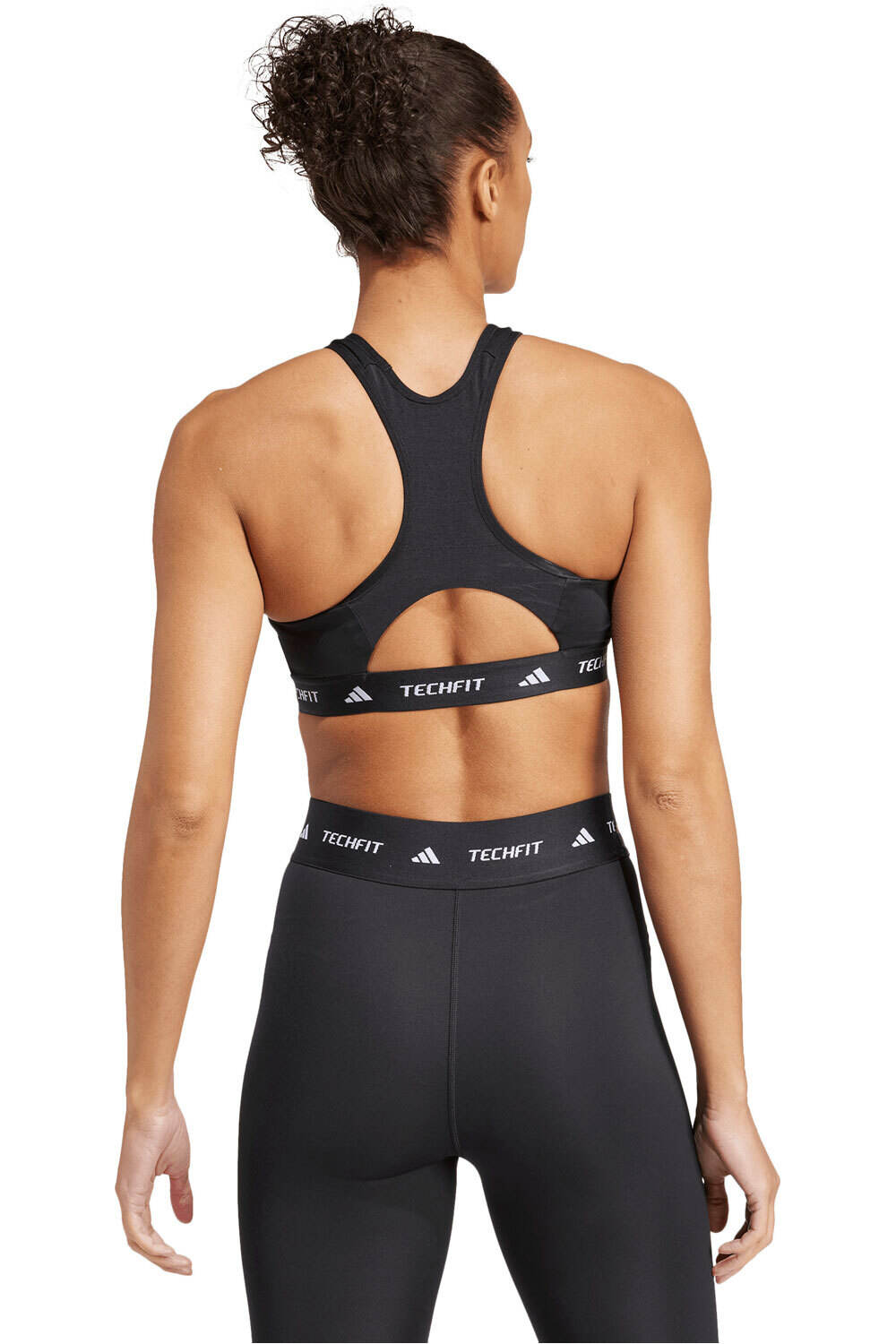 adidas sujetadores deportivos TECHFIT SUJECIN MEDIA vista trasera