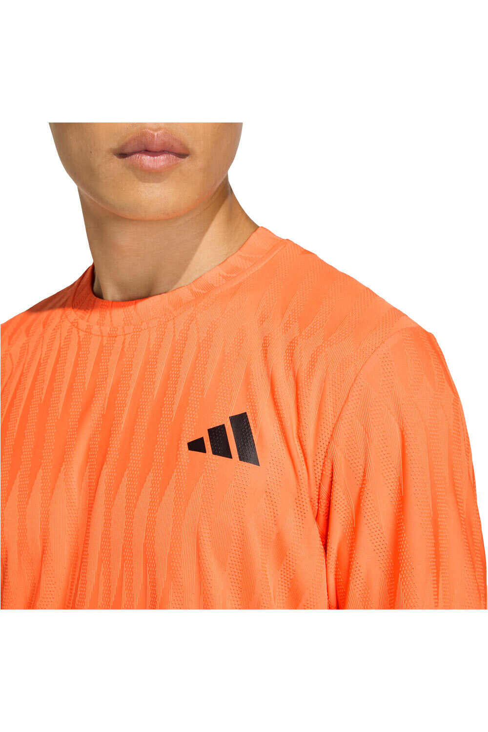 ADIDAS T camiseta tenis manga corta hombre CAMISETA FREELIFT vista detalle