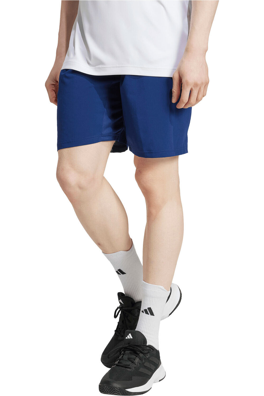 ADIDAS T pantalón tenis hombre PANTALON CORTO CLUB SW DARK BLUE vista frontal