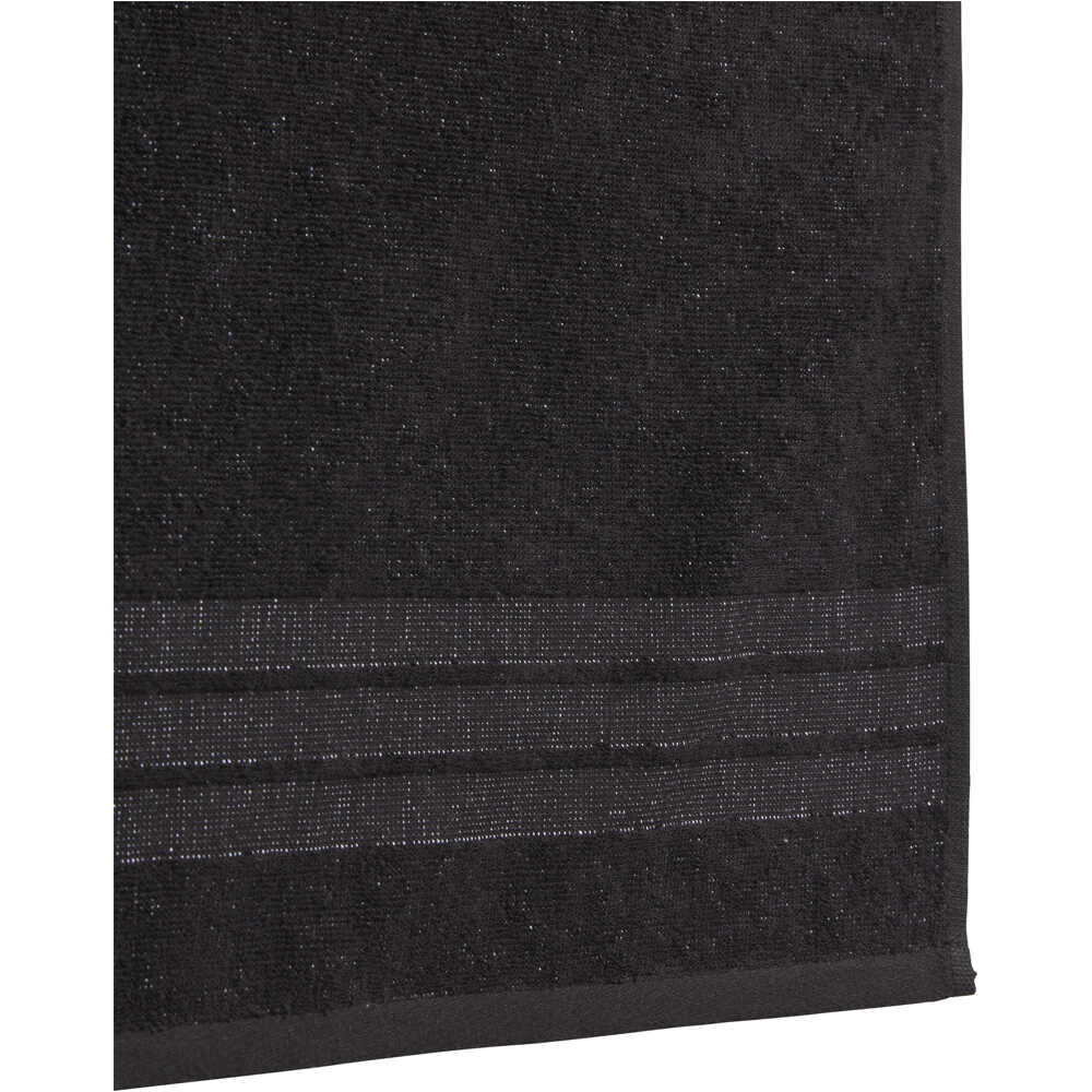 adidas toallas playa PERFORMANCE TOWEL 01