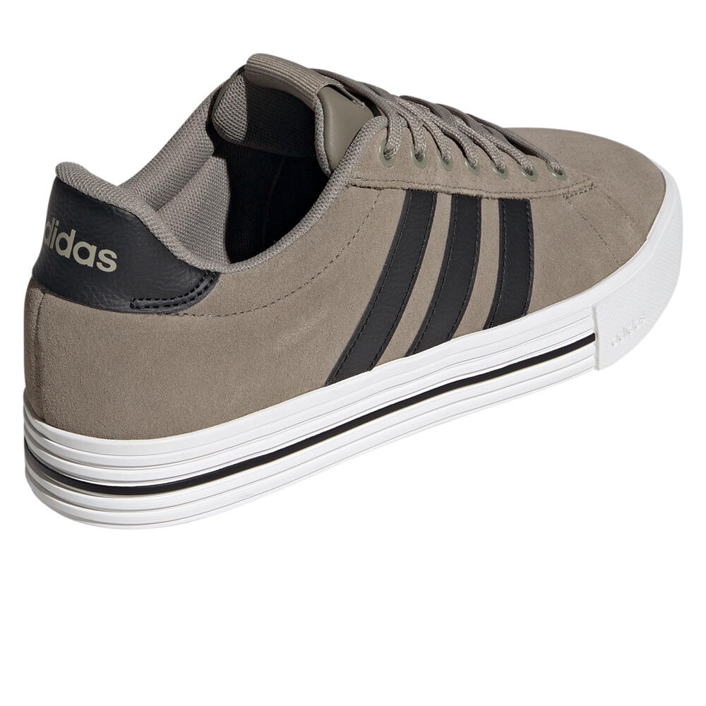 adidas zapatilla moda hombre DAILY 4.0 vista trasera