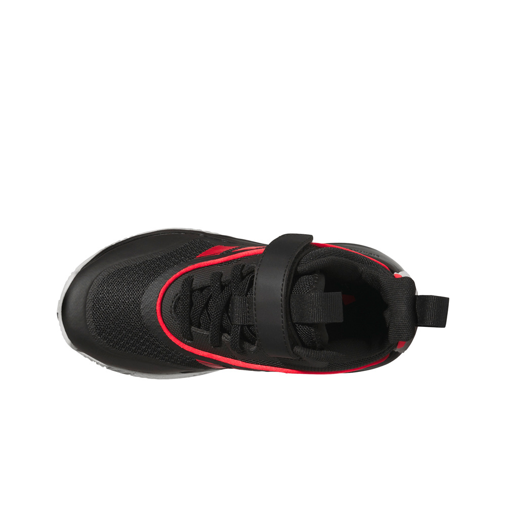 adidas zapatilla moda niño OWNTHEGAME 3.0 05