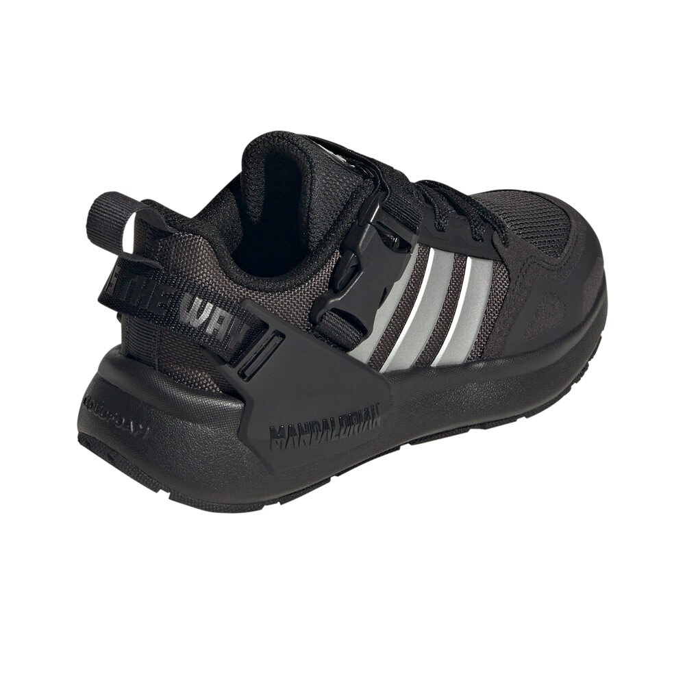 adidas zapatilla moda niño STAR WARS MANDALORIAN RUNNER vista trasera