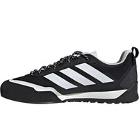 adidas zapatilla trekking hombre TERREX SKYCHASER SOLO 3 puntera