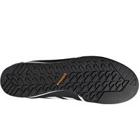 adidas zapatilla trekking hombre TERREX SKYCHASER SOLO 3 vista superior