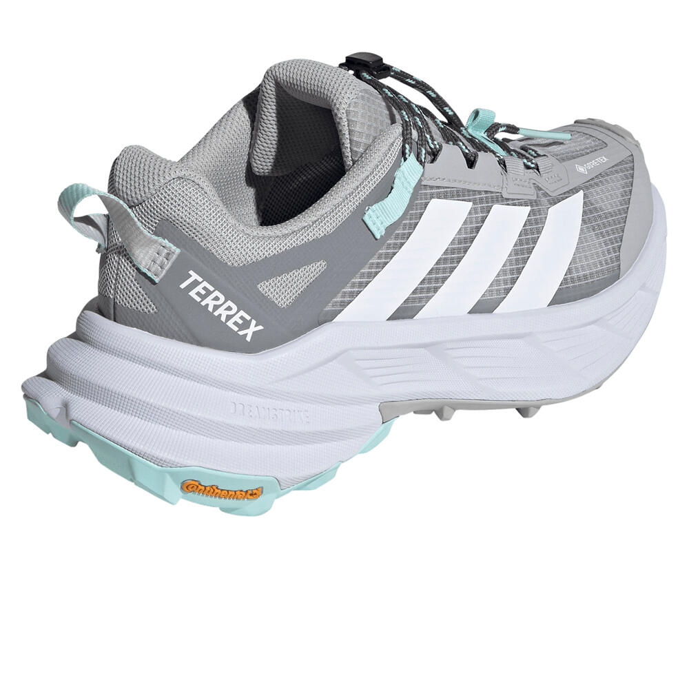 adidas zapatilla trekking mujer TERREX FREEHIKER SL GTX  W vista trasera