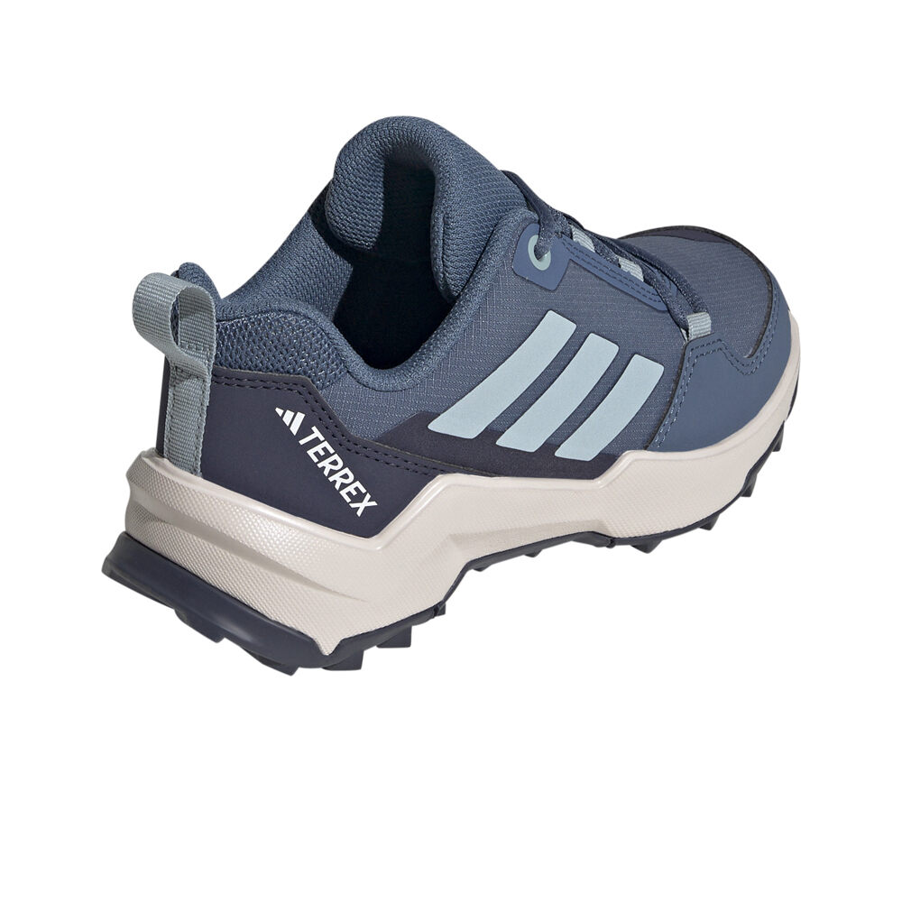 adidas zapatilla trekking niño TERREX AX4R K vista trasera