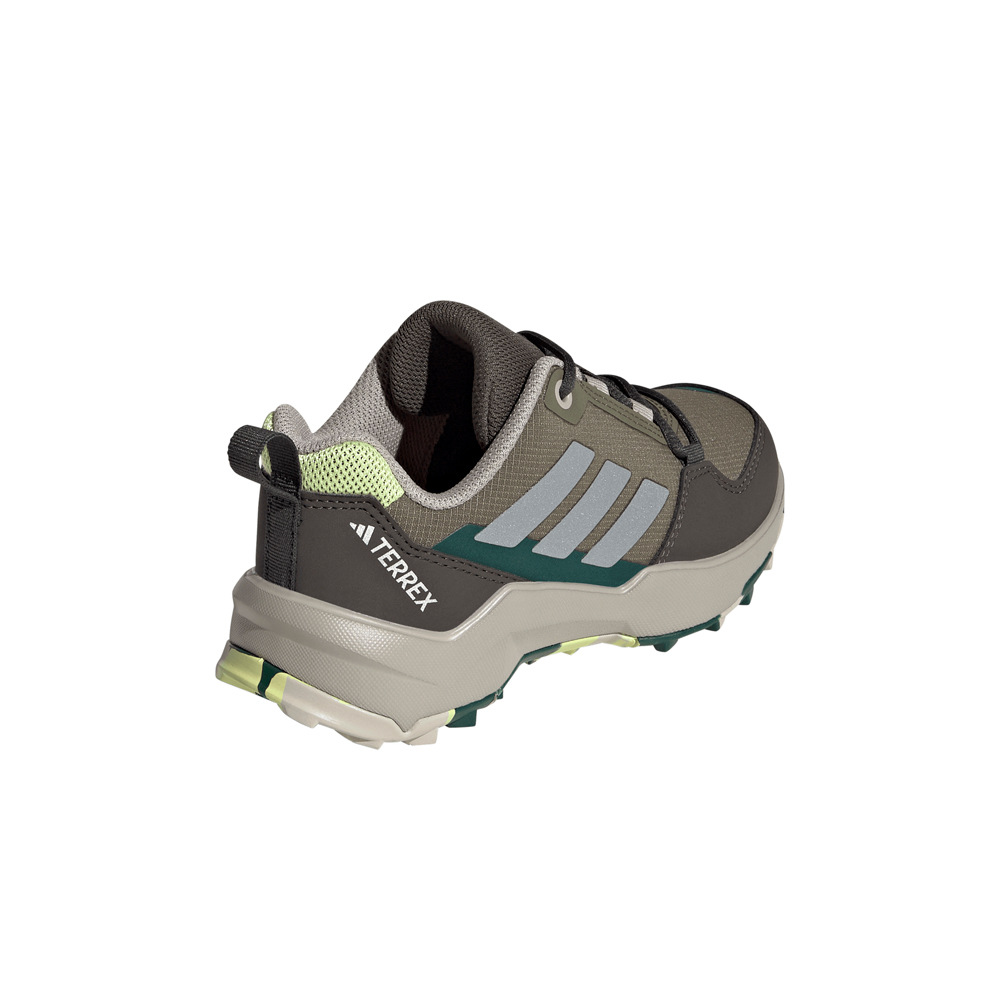 adidas zapatilla trekking niño TERREX AX4R vista trasera