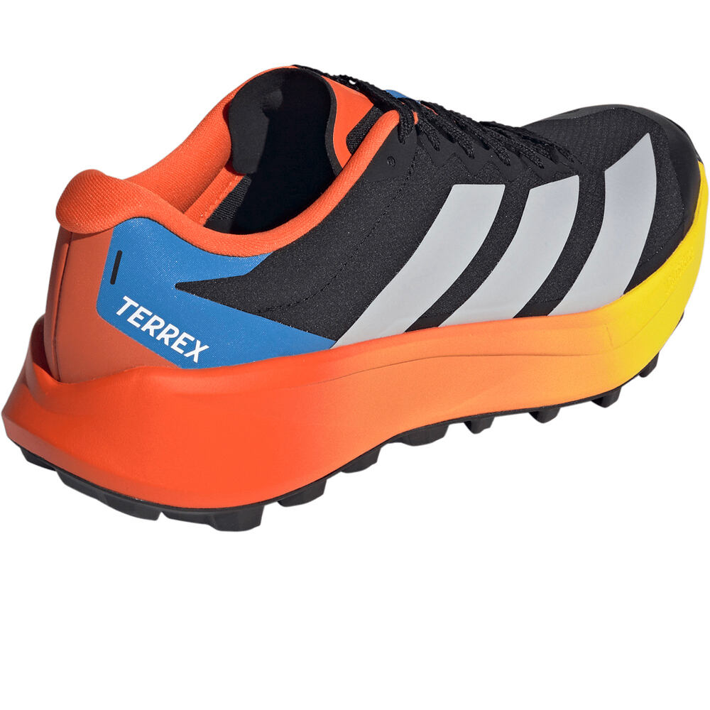 adidas zapatillas trail hombre TERREX AGRAVIC 4 vista trasera