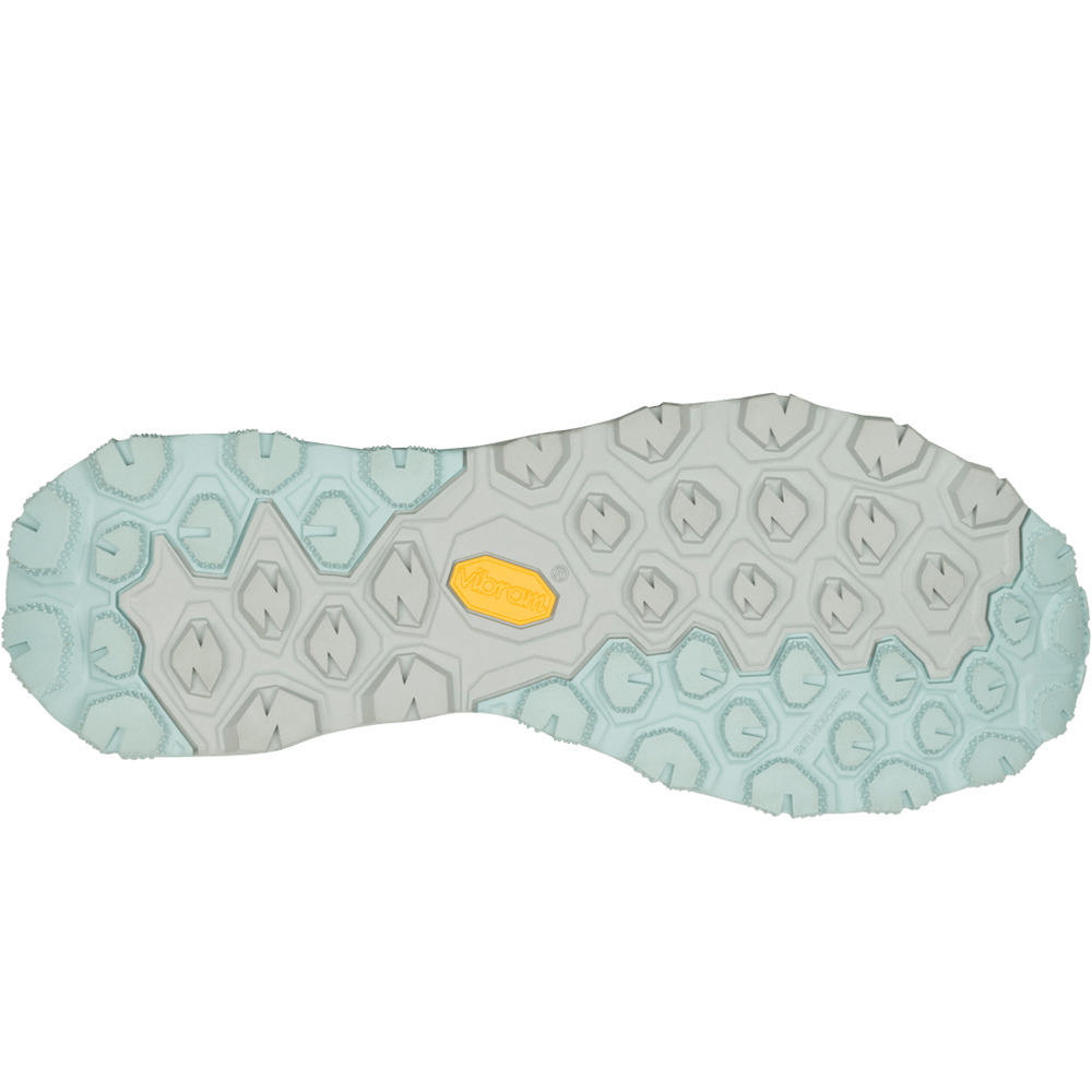 Aku bota trekking mujer FLYROCK MID GTX W'S vista trasera