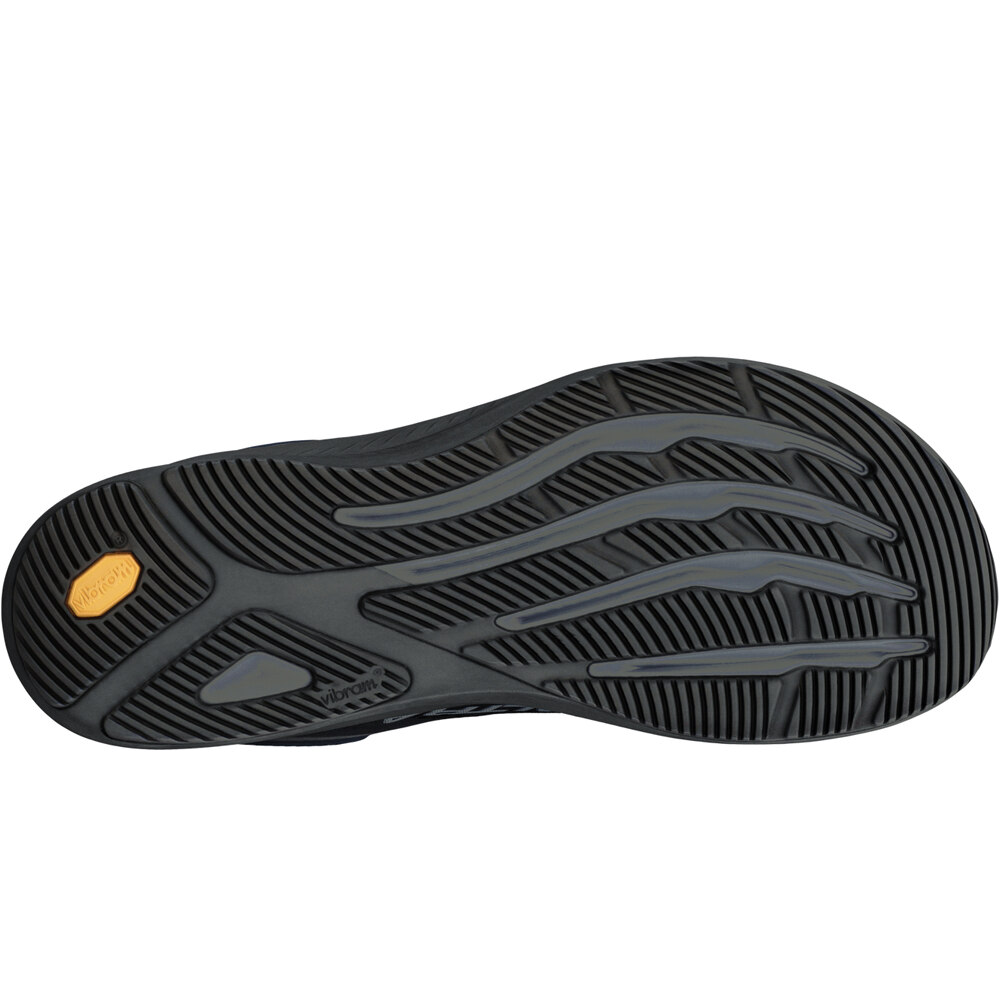 Altra zapatilla running hombre M TORIN 9 vista trasera