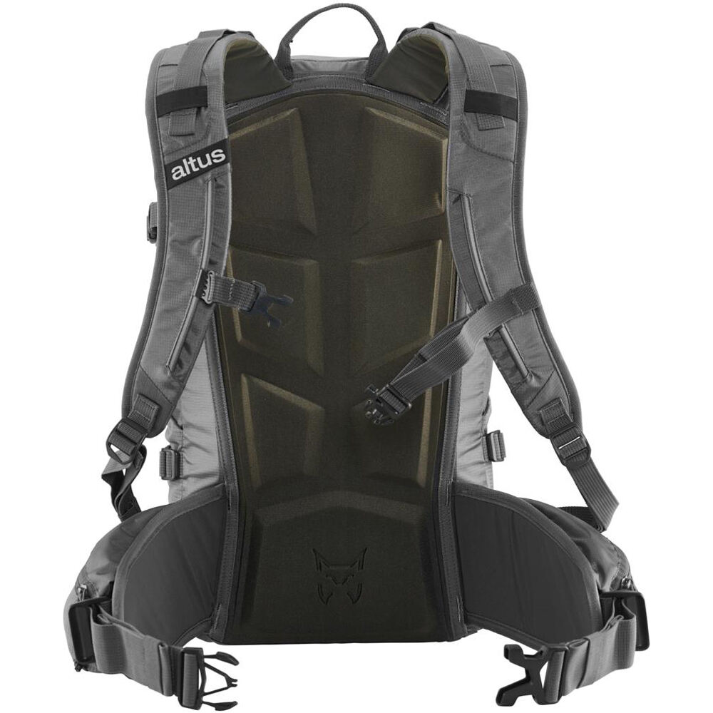 Altus mochila montaña MUSALA 20 J30 01