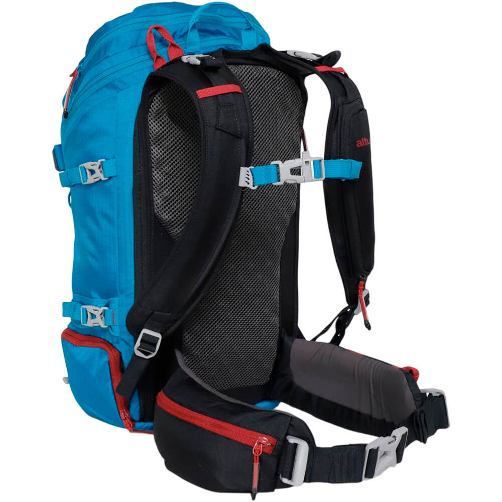 Altus mochila montaña SAIOA K30 03