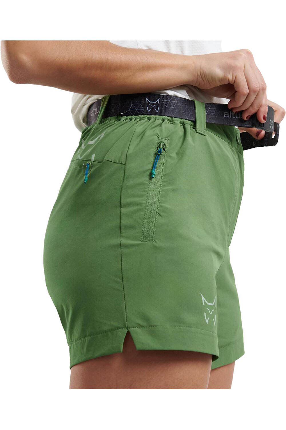 Altus pantalón corto montaña mujer KAURI vista trasera
