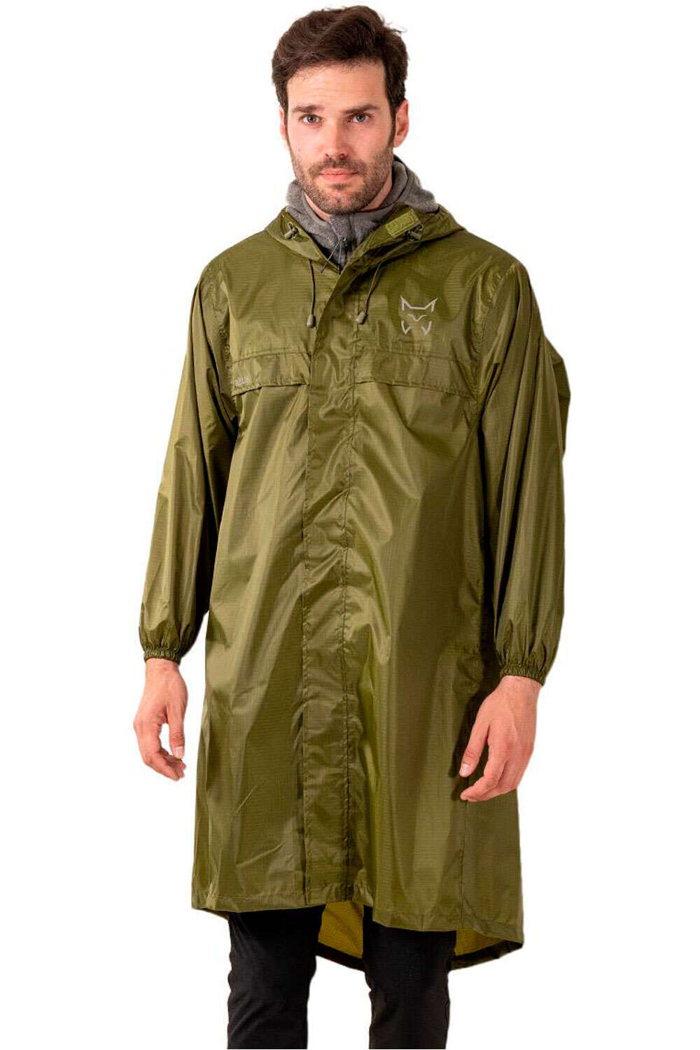 Altus poncho montaña ATMOSPHERIC J30 vista frontal