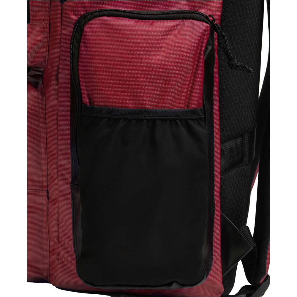 Arena juguetes para playa ONE GO BACKPACK 45L 05