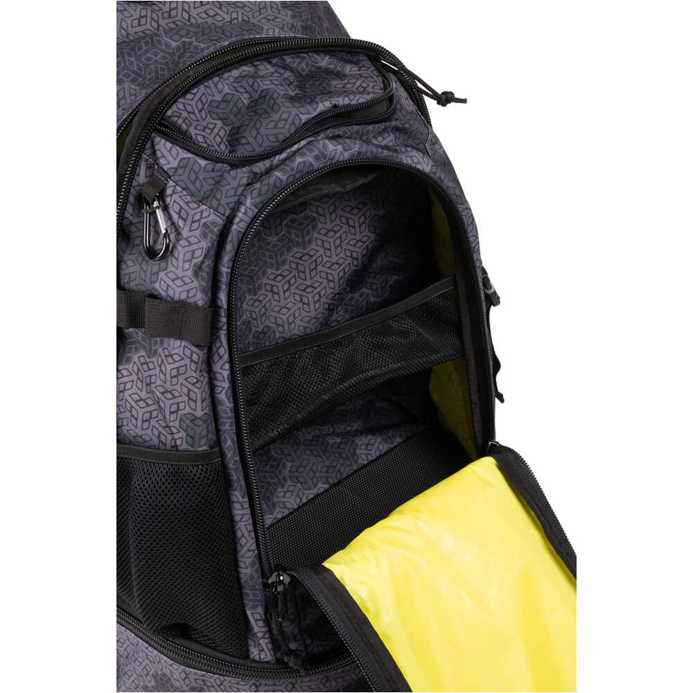 Arena mochila deporte BOLSA FASTPACK 3.0 ALLOVER 15