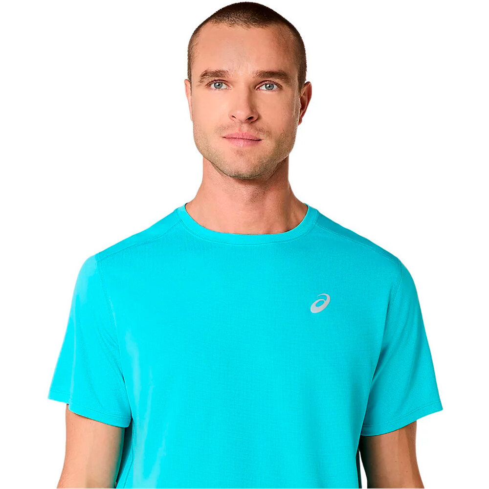Asics camiseta técnica manga corta hombre ASICS CORE SS TOP vista detalle