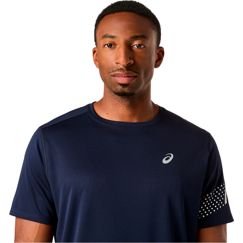 Asics camiseta técnica manga corta hombre ICON SS TOP vista detalle