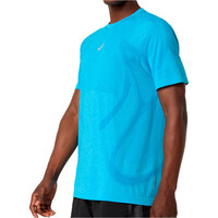Asics camiseta técnica manga corta hombre ROAD SEAMLESS SS TOP vista detalle