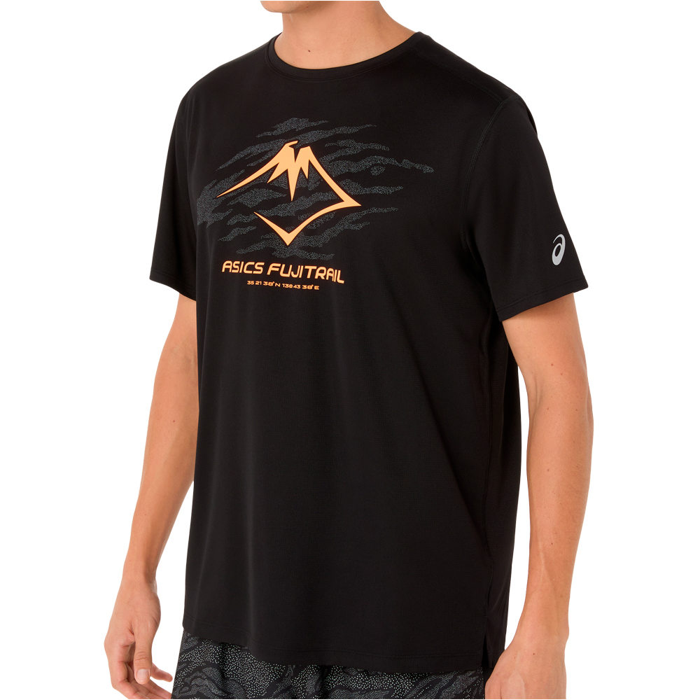 Asics camisetas trail running manga corta hombre FUJITRAIL LOGO SS TOP vista detalle