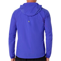Asics CHAQUETA RUNNING HOMBRE ROAD PACKABLE JACKET vista trasera