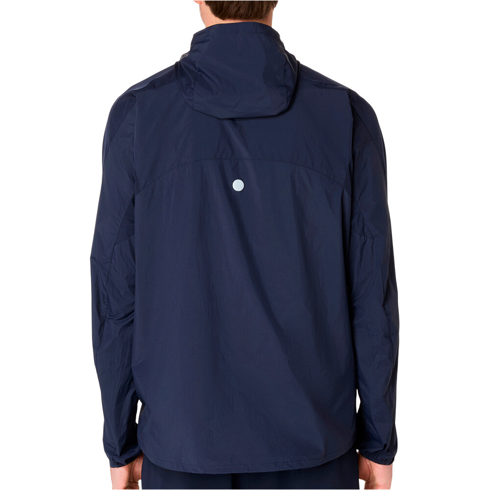 Asics CHAQUETA RUNNING HOMBRE ROAD PACKABLE JACKET vista trasera
