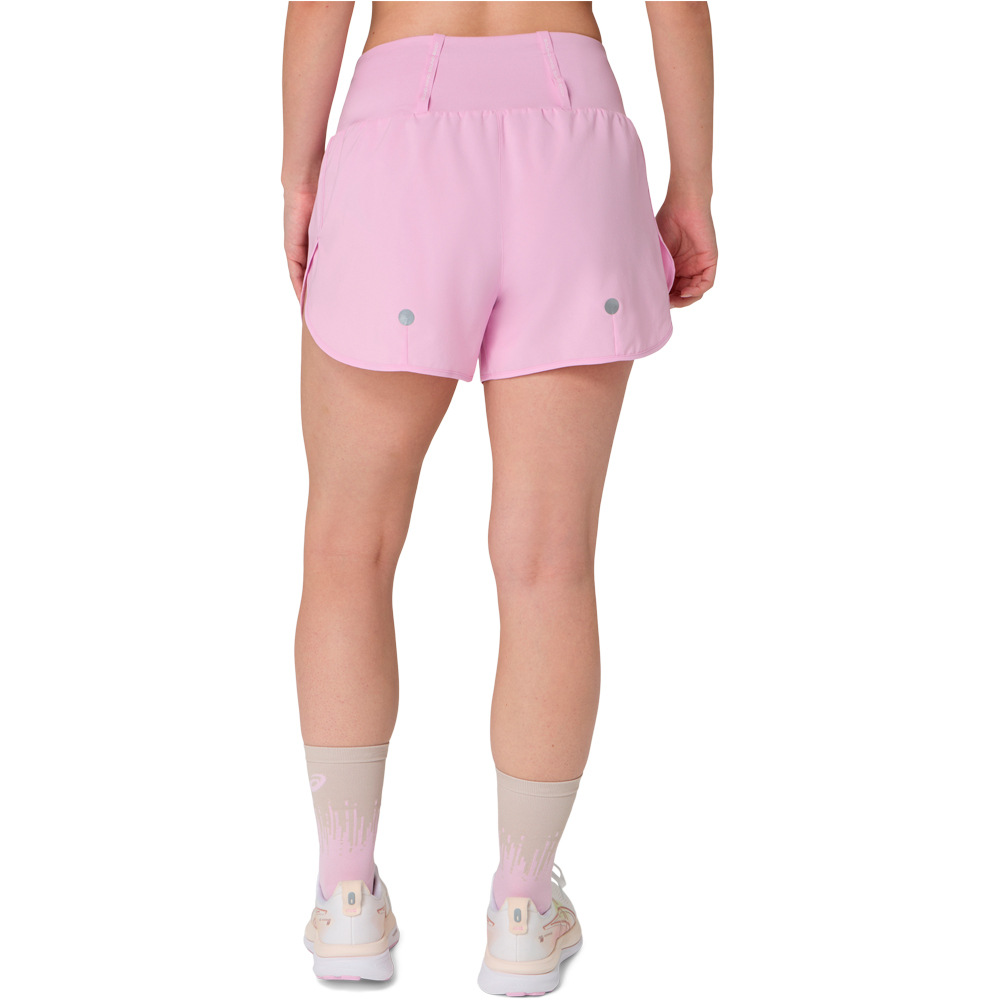 Asics pantalón running mujer ROAD 3.5IN SHORT vista trasera