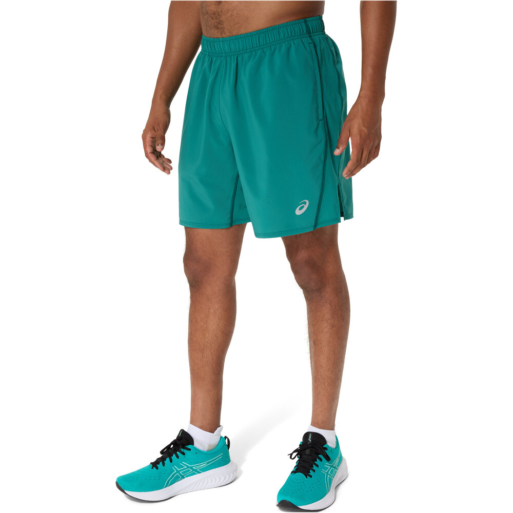 Asics pantaloneta técnica hombre CORE 7IN SHORT vista detalle