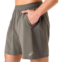 Asics pantaloneta técnica hombre ROAD 2-N-1 7IN SHORT 03