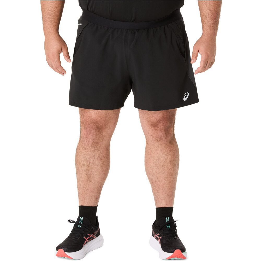 Asics pantaloneta técnica hombre ROAD 5IN SHORT vista frontal