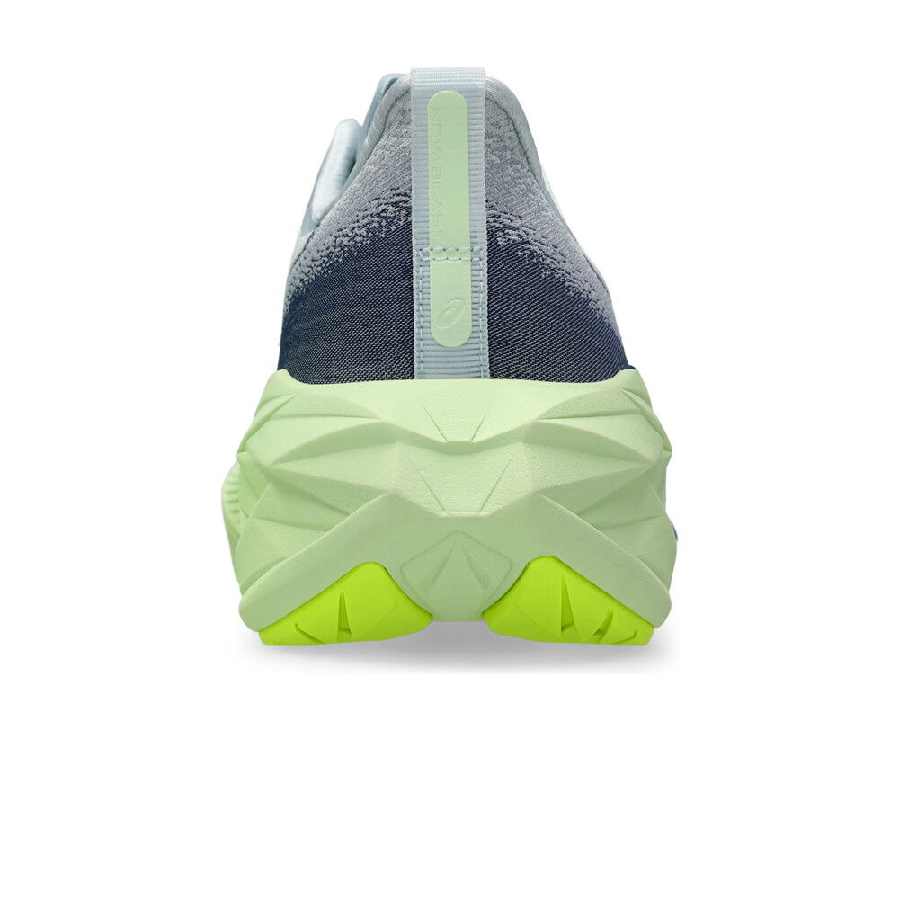 Asics zapatilla running mujer NOVABLAST 4 vista trasera