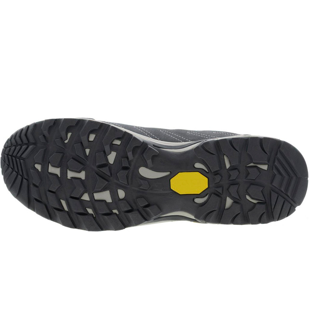 Bestard zapatilla trekking hombre CAMI vista trasera