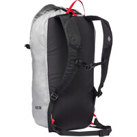 Black Diamond mochila montaña BLITZ 28 BACKPACK 01