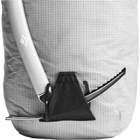Black Diamond mochila montaña BLITZ 28 BACKPACK 03