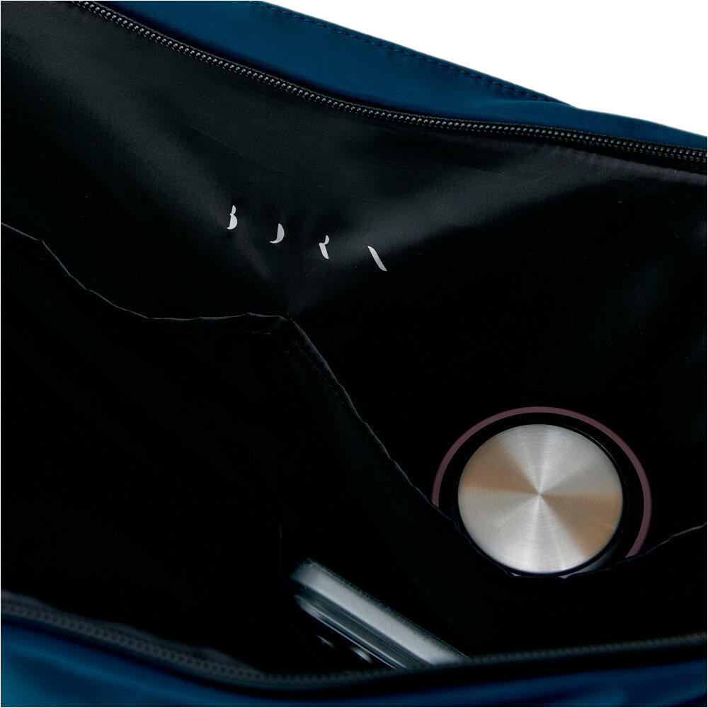 Born Living Yoga Bolsa Yoga Ebbe 03