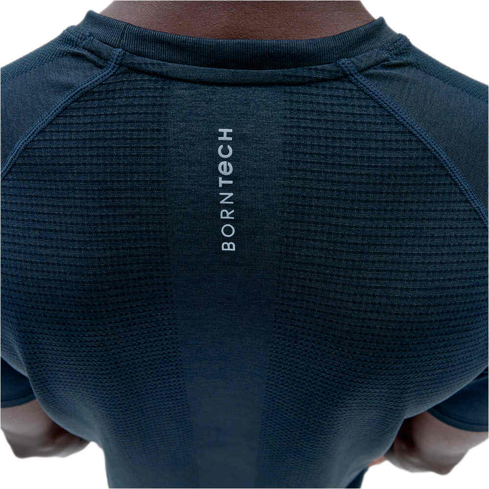Born Living Yoga camiseta fitness hombre Grav vista detalle