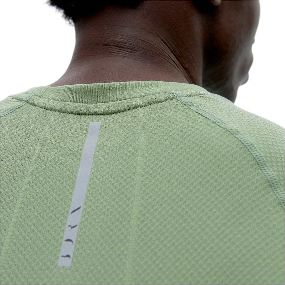 Born Living Yoga camiseta fitness hombre Otawa 03