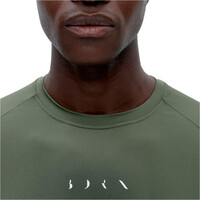 Born Living Yoga camiseta fitness hombre Trak vista detalle