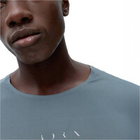 Born Living Yoga camiseta fitness hombre Vostok vista detalle