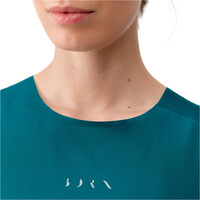 Born Living Yoga camiseta tirantes fitness mujer Caliope vista detalle