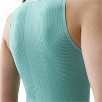 Born Living Yoga Camiseta Tirantes Yoga Nora vista detalle