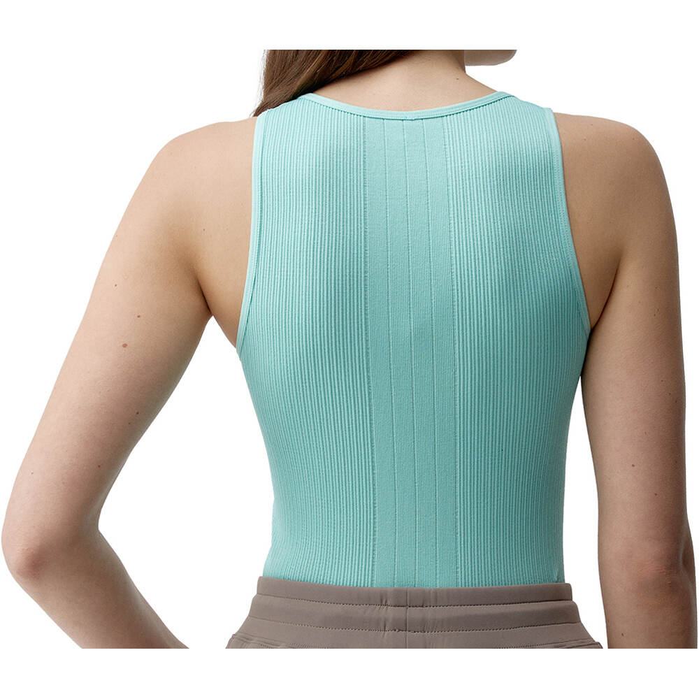 Born Living Yoga Camiseta Tirantes Yoga Nora vista trasera