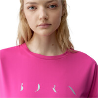 Born Living Yoga camisetas yoga Azami vista detalle