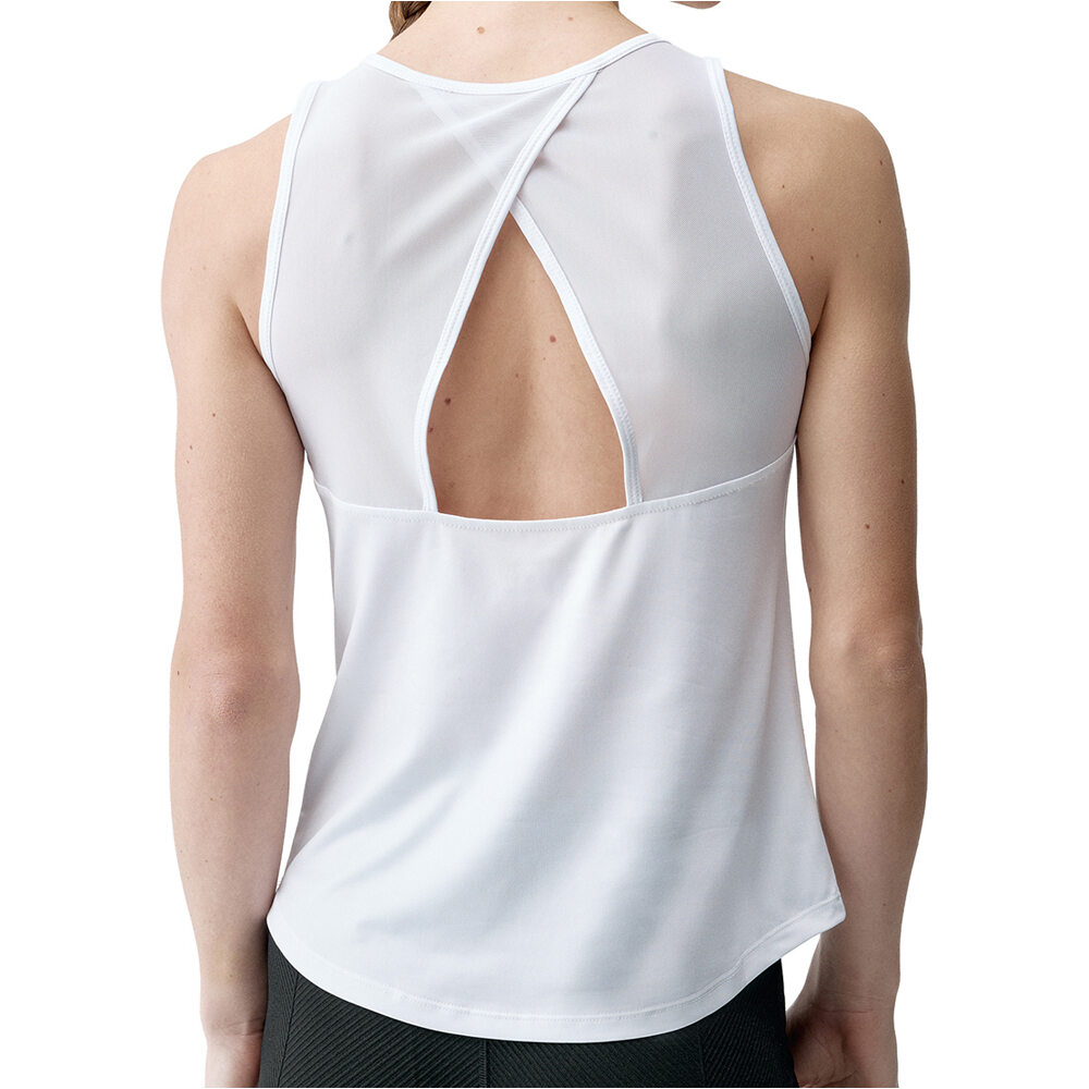 Born Living Yoga camisetas yoga Daila 2.0 vista trasera