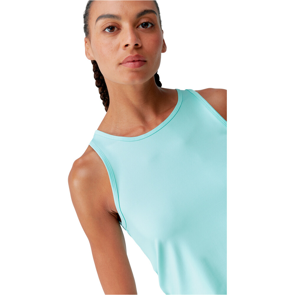 Born Living Yoga camisetas yoga Daila vista detalle